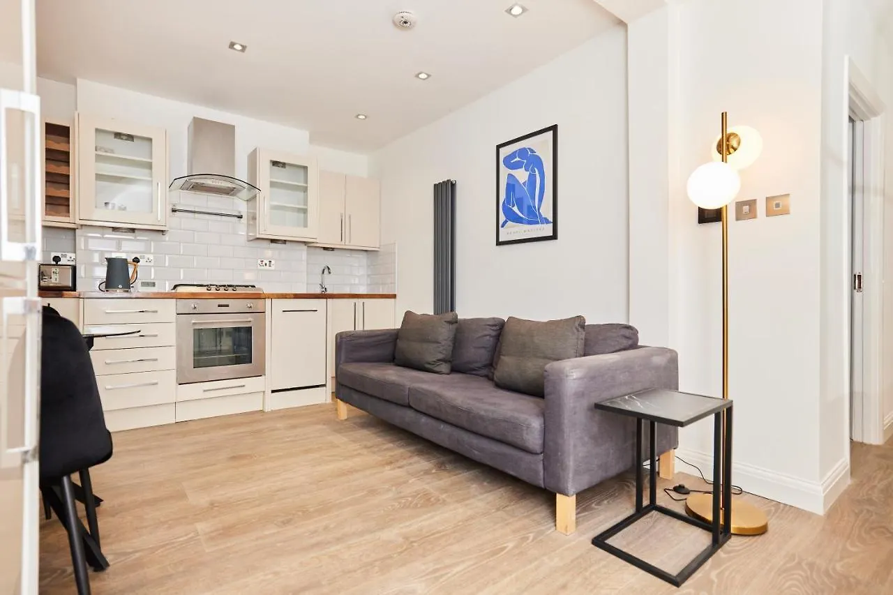 The Bermondsey Place - Cozy 2Bdr Flat London